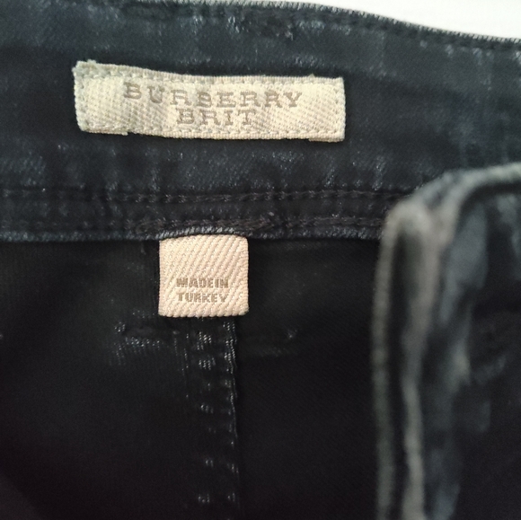 Burberry - Picture 5 of 6